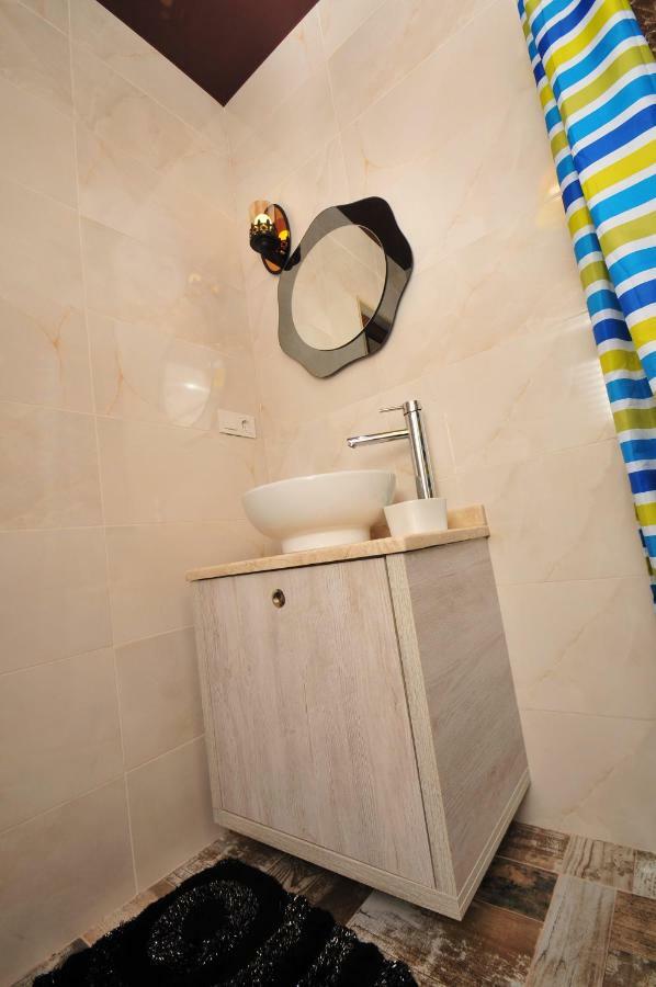 Apartments With A View Of The Trinity Holy Batumi Exterior photo